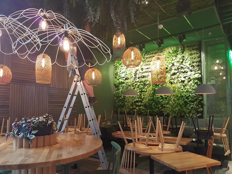 Pielęgnacja sztucznej trawy