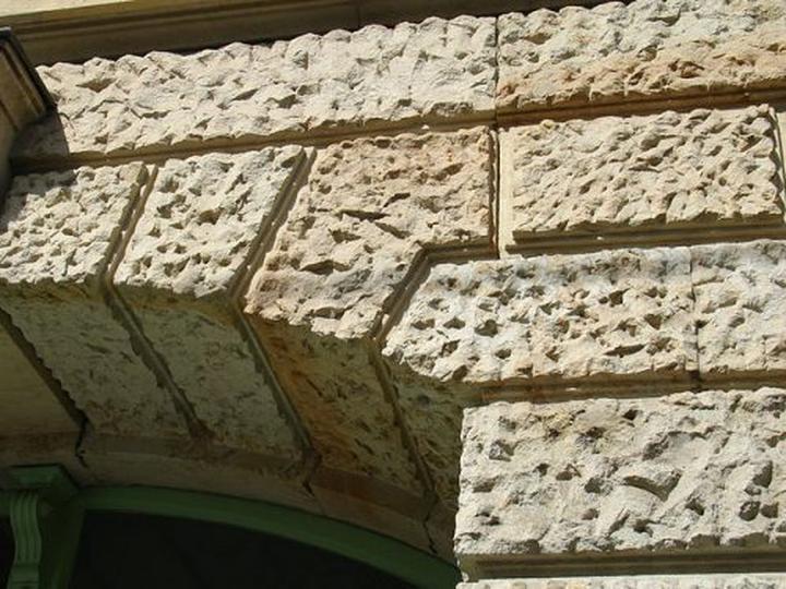 Termoizolacja i ochrona elewacji